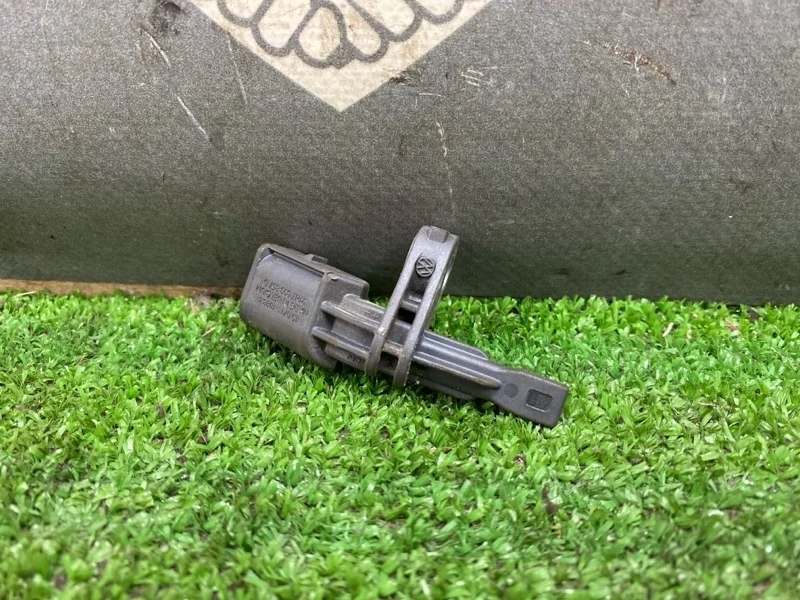 Датчик ABS Volkswagen Tiguan 2010 WHT003856 5N CCZC, задний