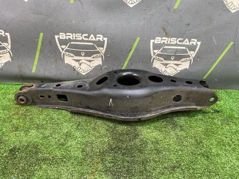 Рычаг подвески нижний TOYOTA RAV4 2006 4874042020 ACA31 2AZFE, задний левый