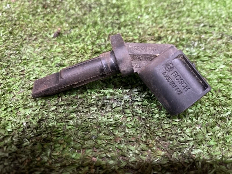 Датчик ABS Audi A5 2014 4E0927803F 8T CDNC, задний левый