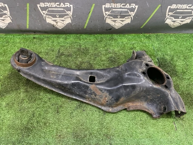 Рычаг подвески Mitsubishi Outlander 2010 4125A014 CW5W 4B12, задний правый