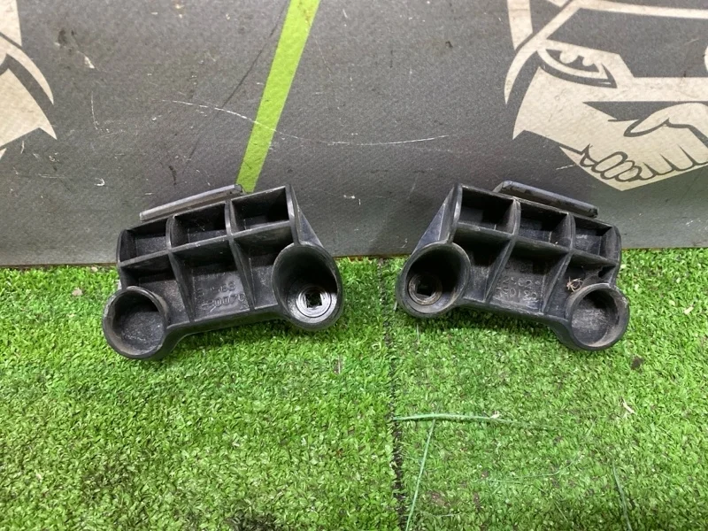 Крепление бампера LEXUS GS350 2007 5256330070 GRS191 2GRFSE, заднее