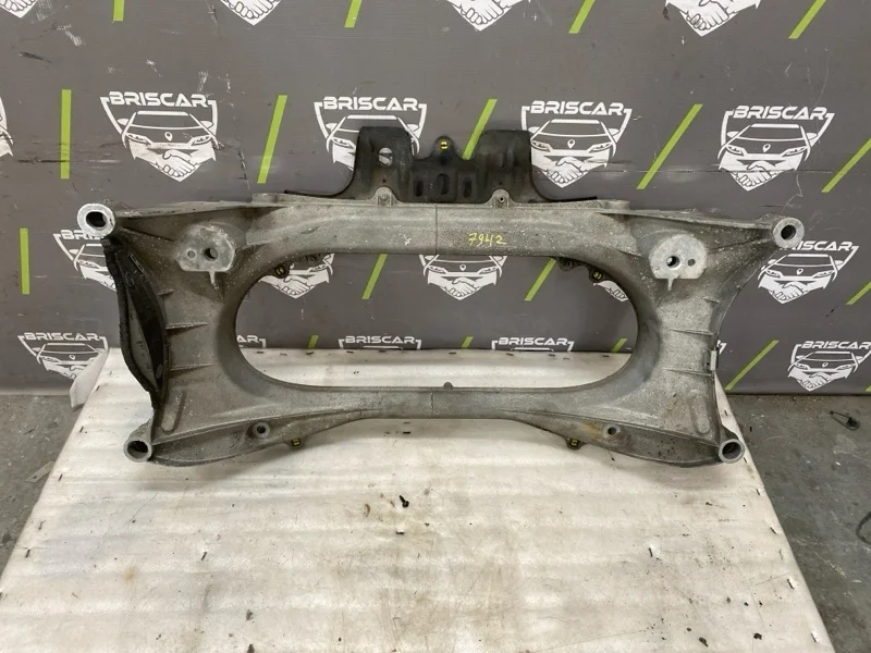 Подрамник Lexus Is250 2008 5120130130 GSE20 4GRFSE, передний