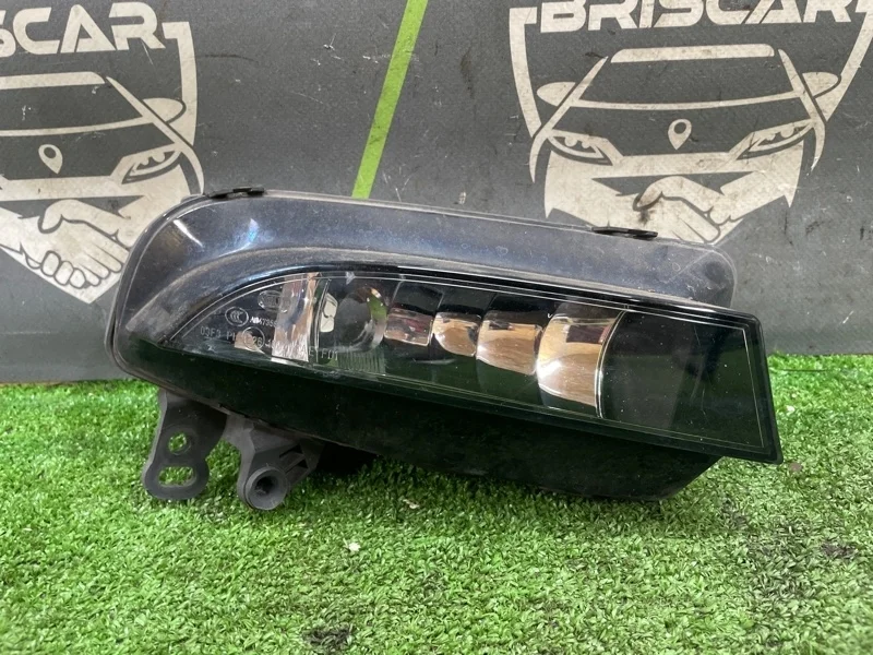 Фара противотуманная Audi A5 2014 8T0941700F 8T CDNC, передняя правая