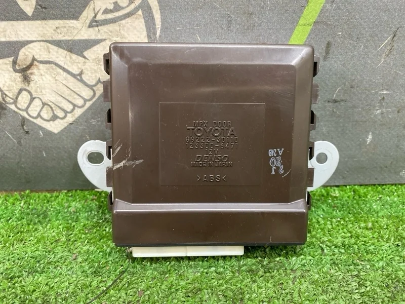 Блок комфорта LEXUS GS350 2007 8922230110 GRS191 2GRFSE, передний правый