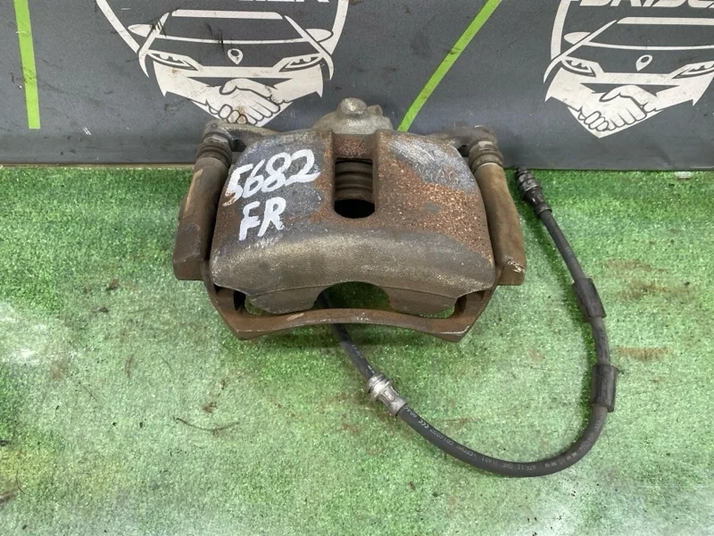 Суппорт тормозной Volkswagen Golf 2015 8V0615124D 5G1 CHPA, передний правый