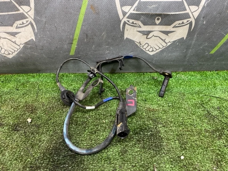 Датчик ABS Mitsubishi Galant Fortis 2008 4670A576 CY4A 4B11, передний правый