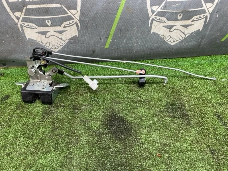 Замок багажника KIA Rio 2011 812301G210 Y56 G4EE