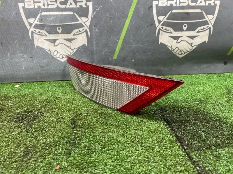 Фонарь в задний бампер Ford Focus 2009 1505707 2 MI4 QQDB 1.8, задний