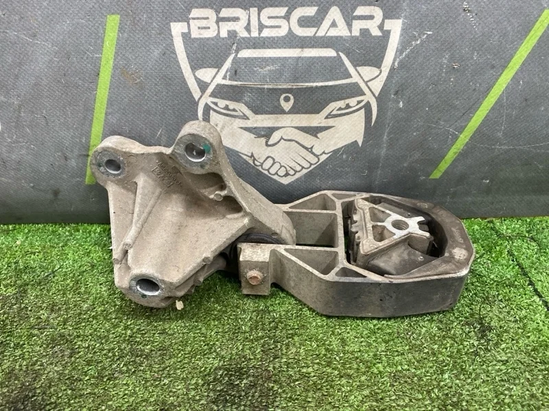 Подушка МКПП Ford Focus 2009 1751001 2 MI4 QQDB 1.8