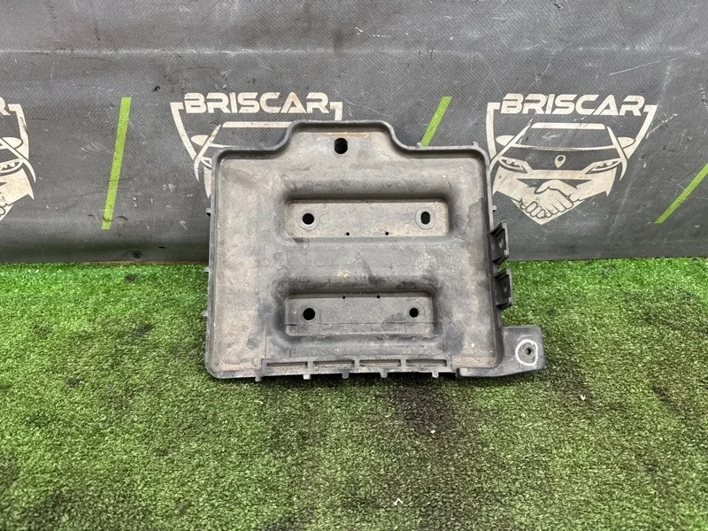 Площадка под АКБ KIA Rio 2011 371501G000 Y56 G4EE