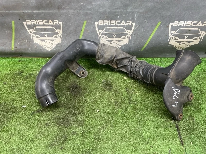 Патрубок воздушного фильтра Hyundai Getz 2005 282101C051 TB G4HG