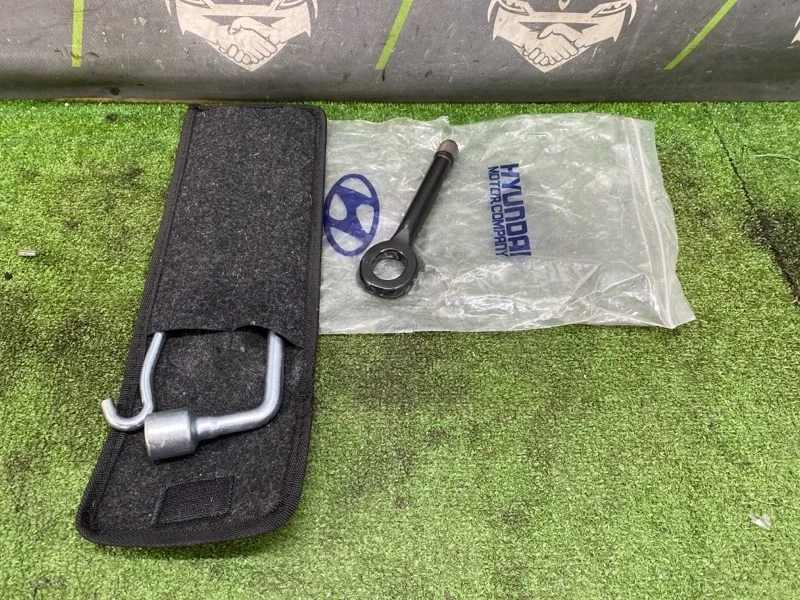 Набор инструментов Hyundai Getz 2005 091471C000 TB G4HG