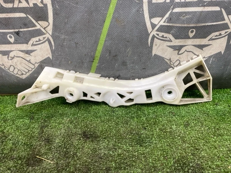 Кронштейн бампера Mazda Mazda3 2007 BP4K502J1D BK Z6, задний левый