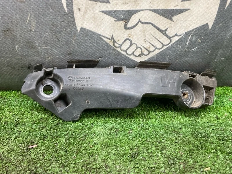 Крепление бампера Mazda Mazda6 2010 GS1D500U1G GH L8, переднее левое