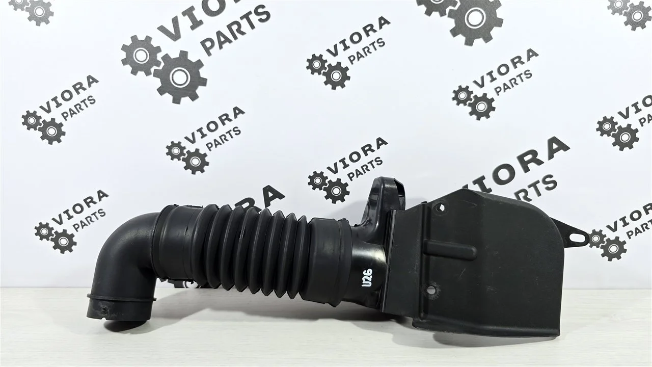 Воздухозаборник Ford Fusion 2008 1349155 JU FXJA