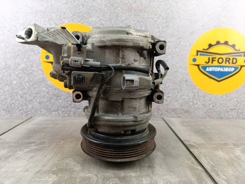 Компрессор кондиционера Toyota Camry 2001 MCV20