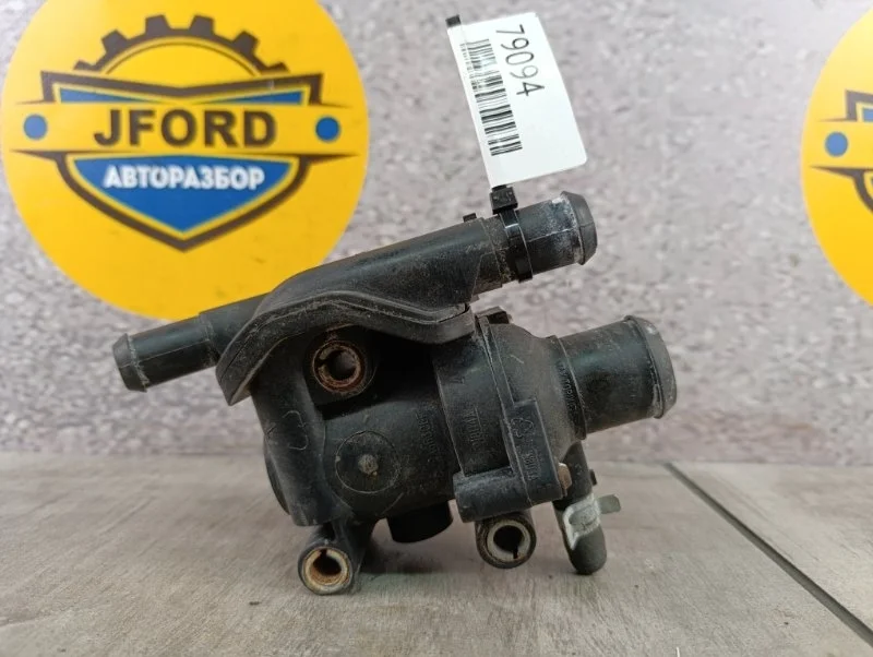 Корпус термостата Ford Maverick 2003 TM1