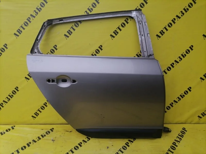 Дверь задняя правая RENAULT MEGANE 3 2009-2016 2009 821007080R УНИВЕРСАЛ 1.5 K9K836 K9KJ836110 Л/С