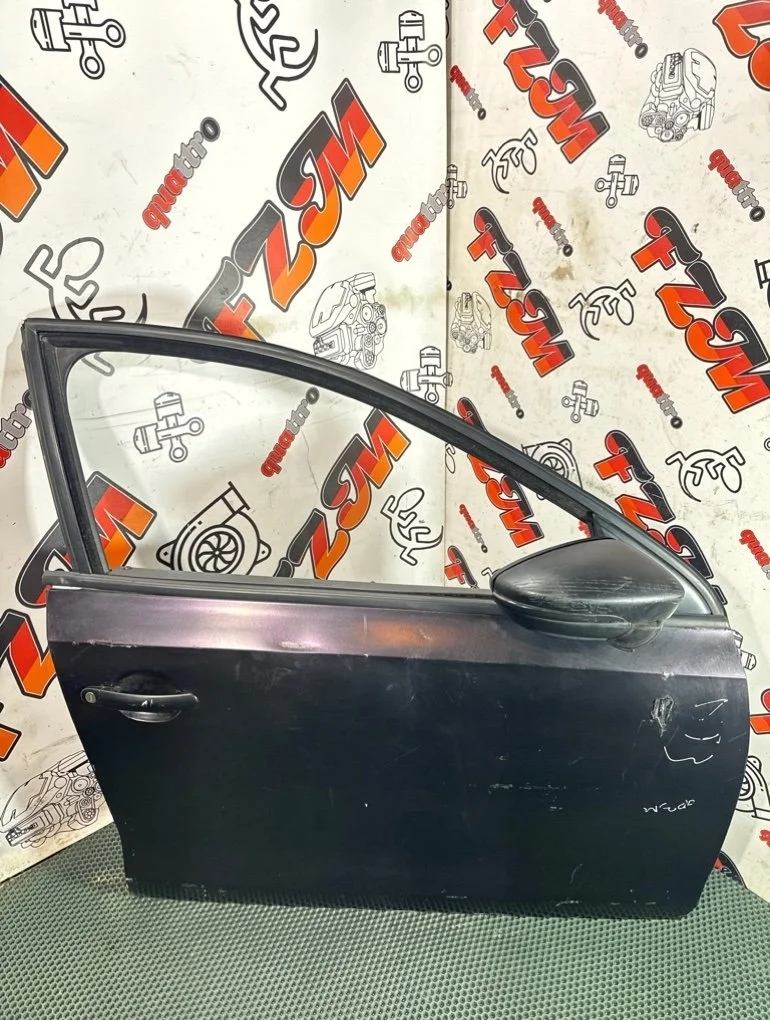 Дверь Volkswagen Jetta 5C6831056B A6, передняя правая