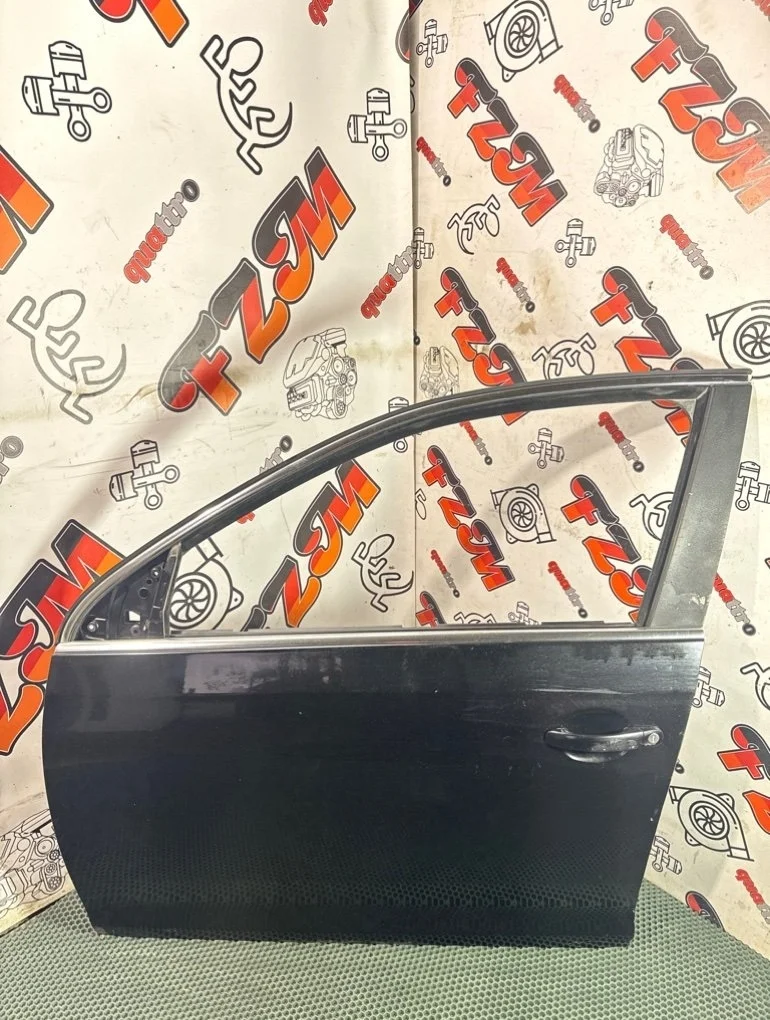 Дверь Volkswagen Jetta 1K5831106F MK5, передняя левая