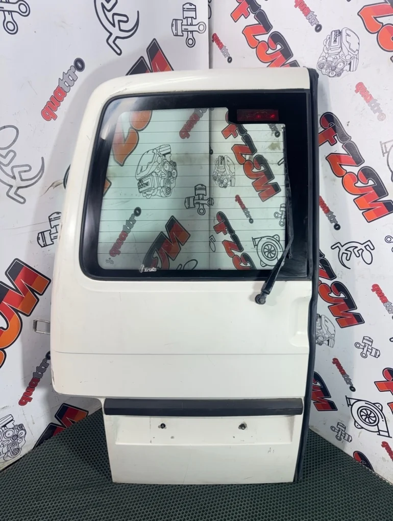 Дверь Volkswagen Transporter 701827103B T4, задняя левая