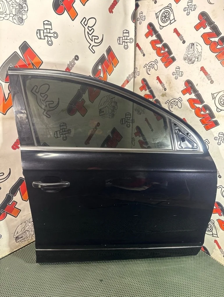 Дверь Audi Q7 4L0831052A 4L, передняя правая