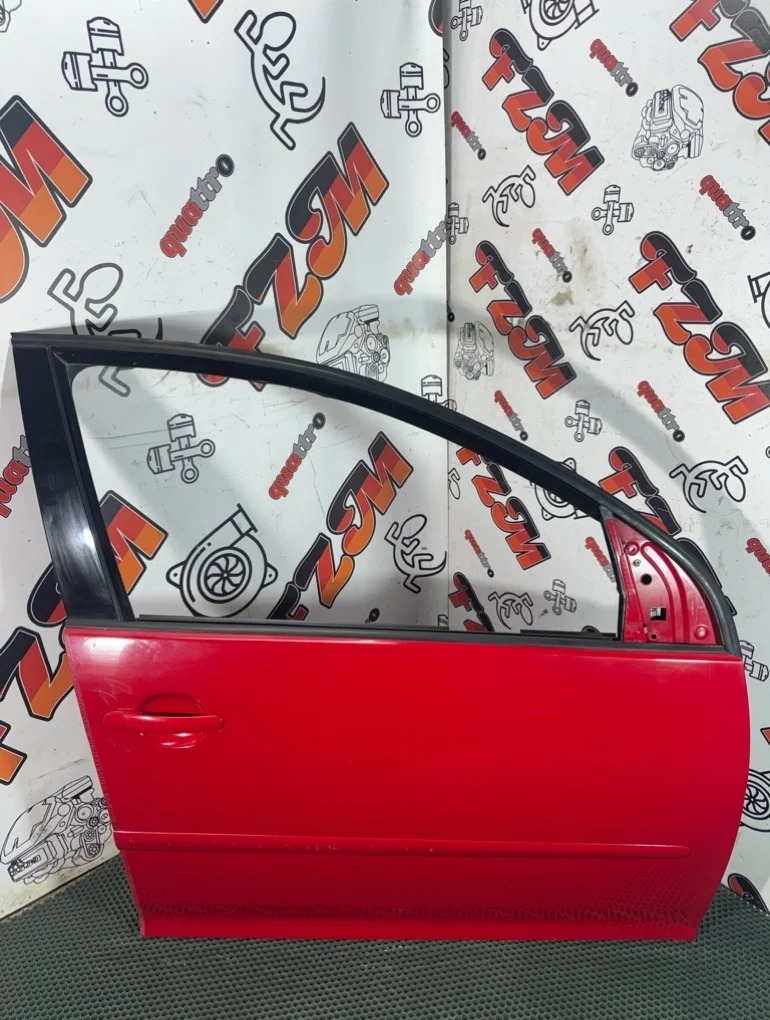 Дверь Volkswagen Golf 1K4831106G MK5, передняя правая