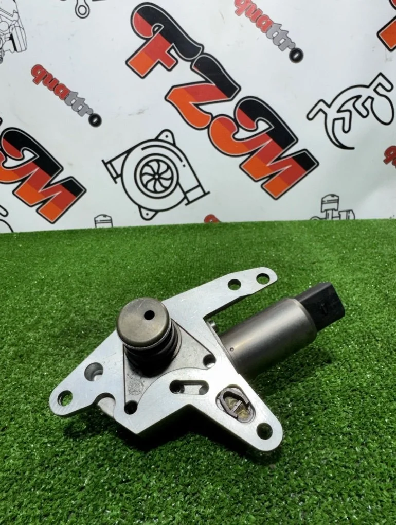 Клапан перепускной масляный Volkswagen Passat 06B103741F B5 ALT 2.0 FSI EA113