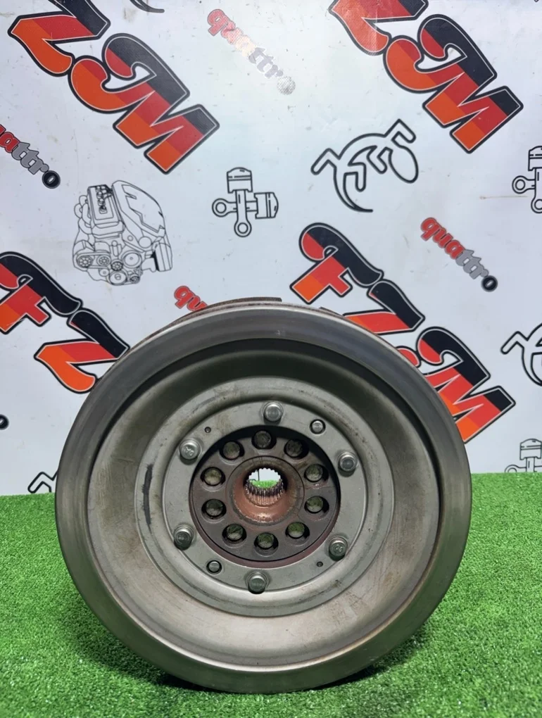 Двухмaссовый маховик Audi A4 0B5105317E B8 DL501