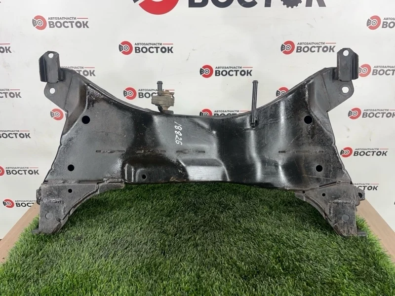 Подрамник MITSUBISHI LANCER 2000-2010 MR510285 CS#A, передний