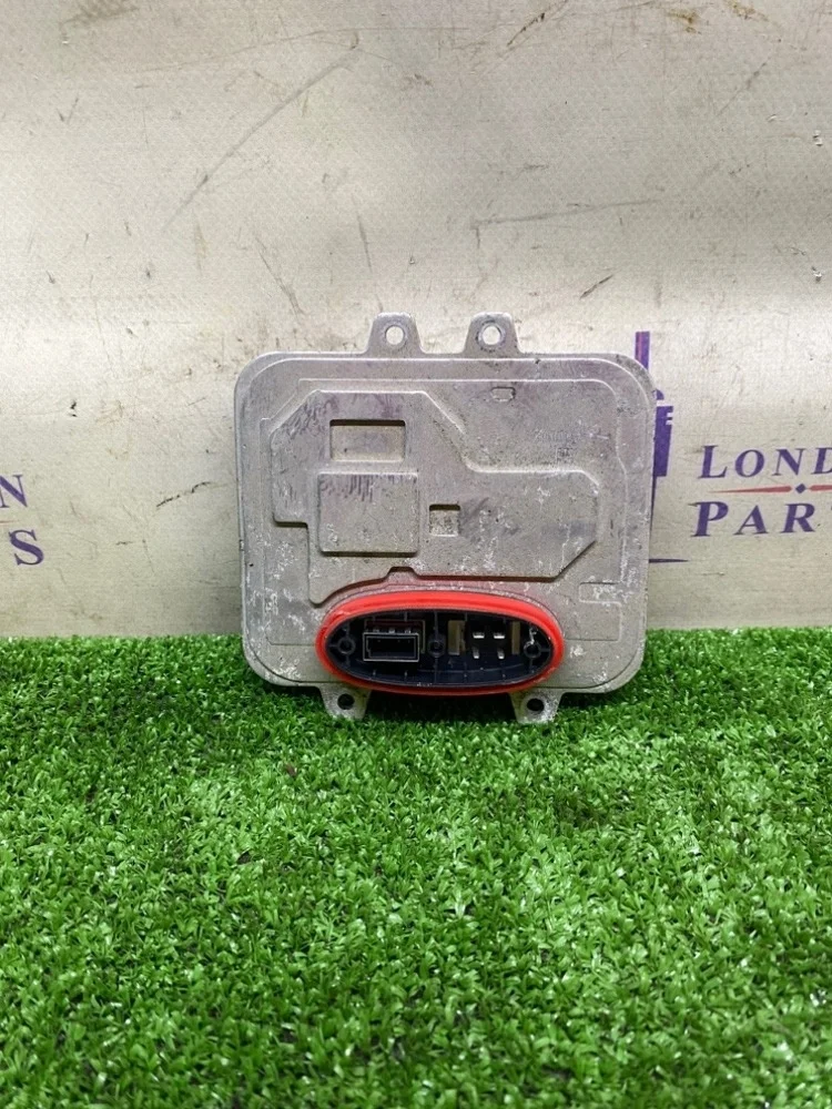 Блок управления фарой BMW X5M E70