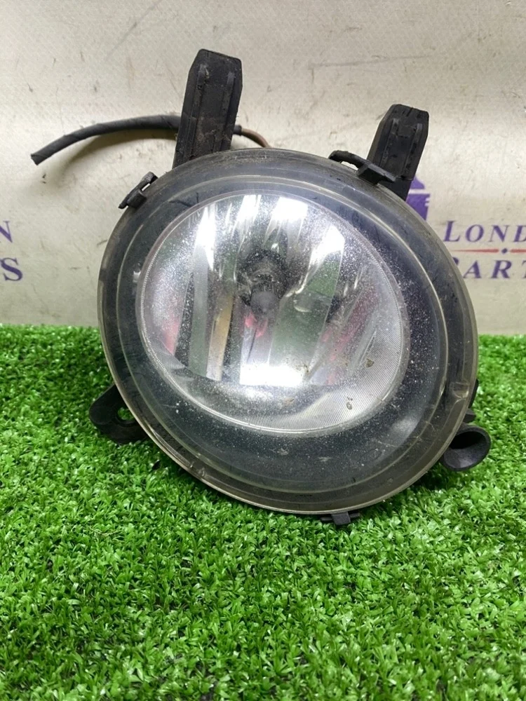 Фара противотуманная BMW F31