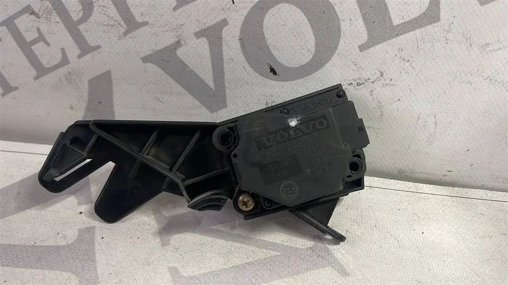 Моторчик заслонки печки