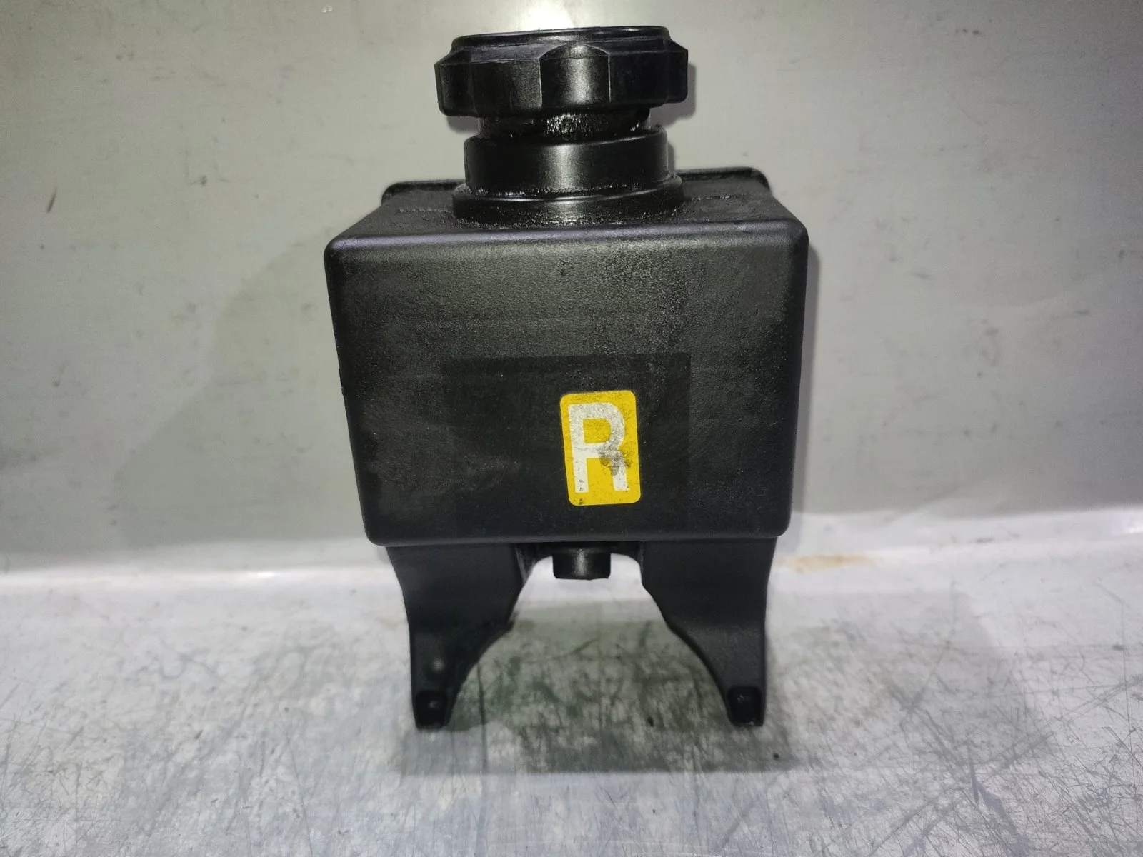 Бачок гидроусилителя гур SsangYong Kyron