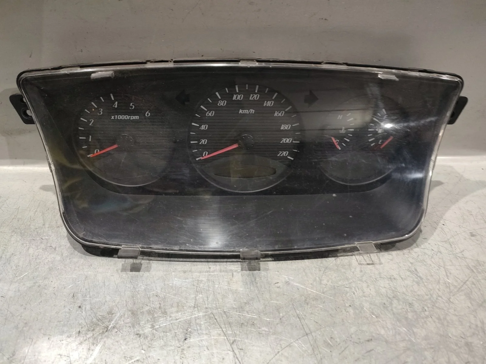 Щиток приборов SsangYong Kyron 2009 D130