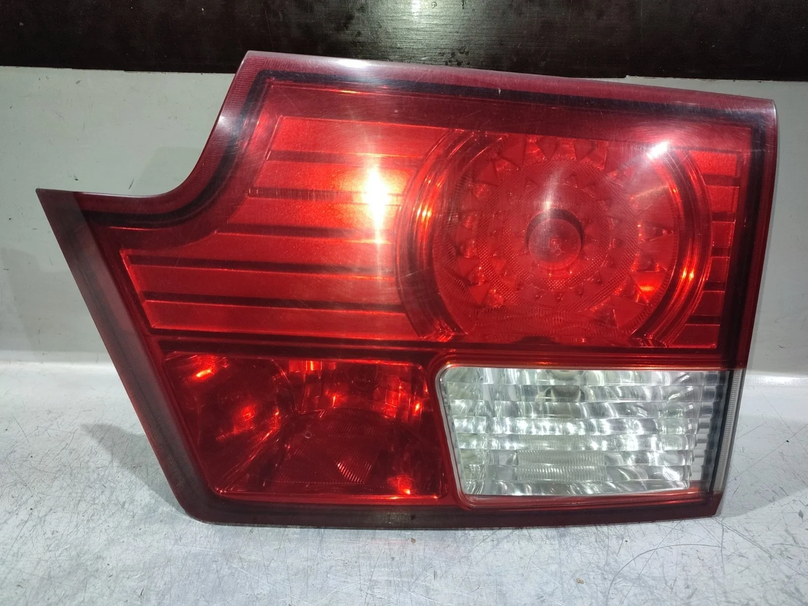 Фонарь SsangYong Kyron 2009 D130