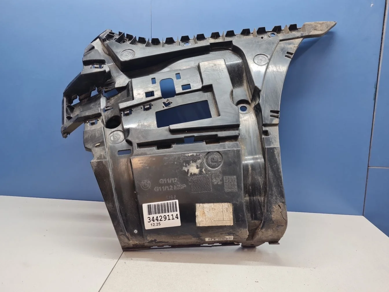 Кронштейн бампера заднего правый для BMW 7 G11 G12 2015-