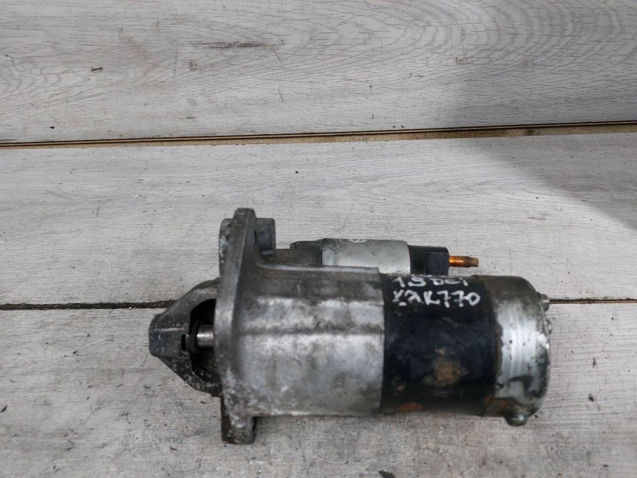 стартер Nissan Note E11  2006