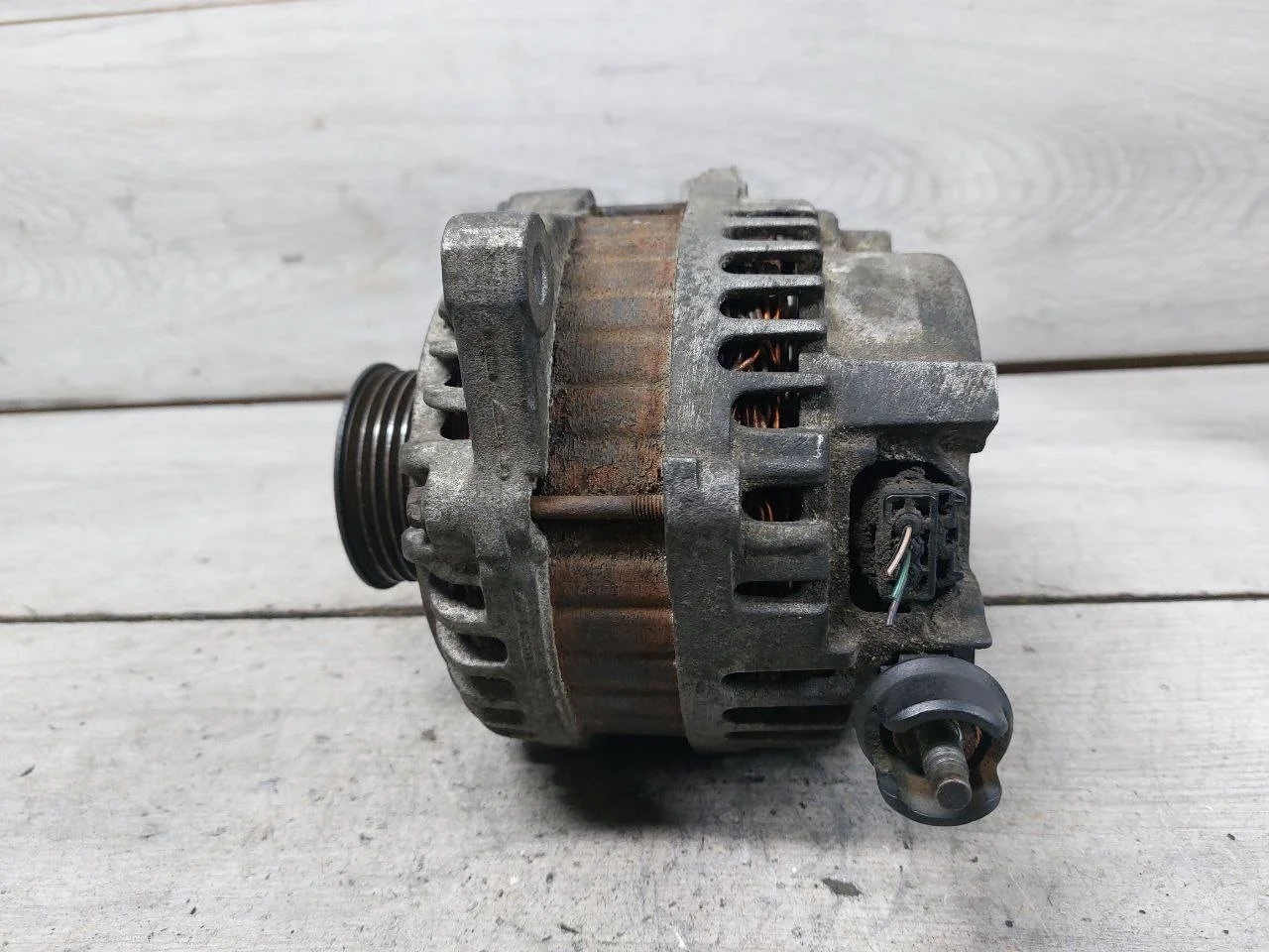 генератор Mazda CX-9 TB