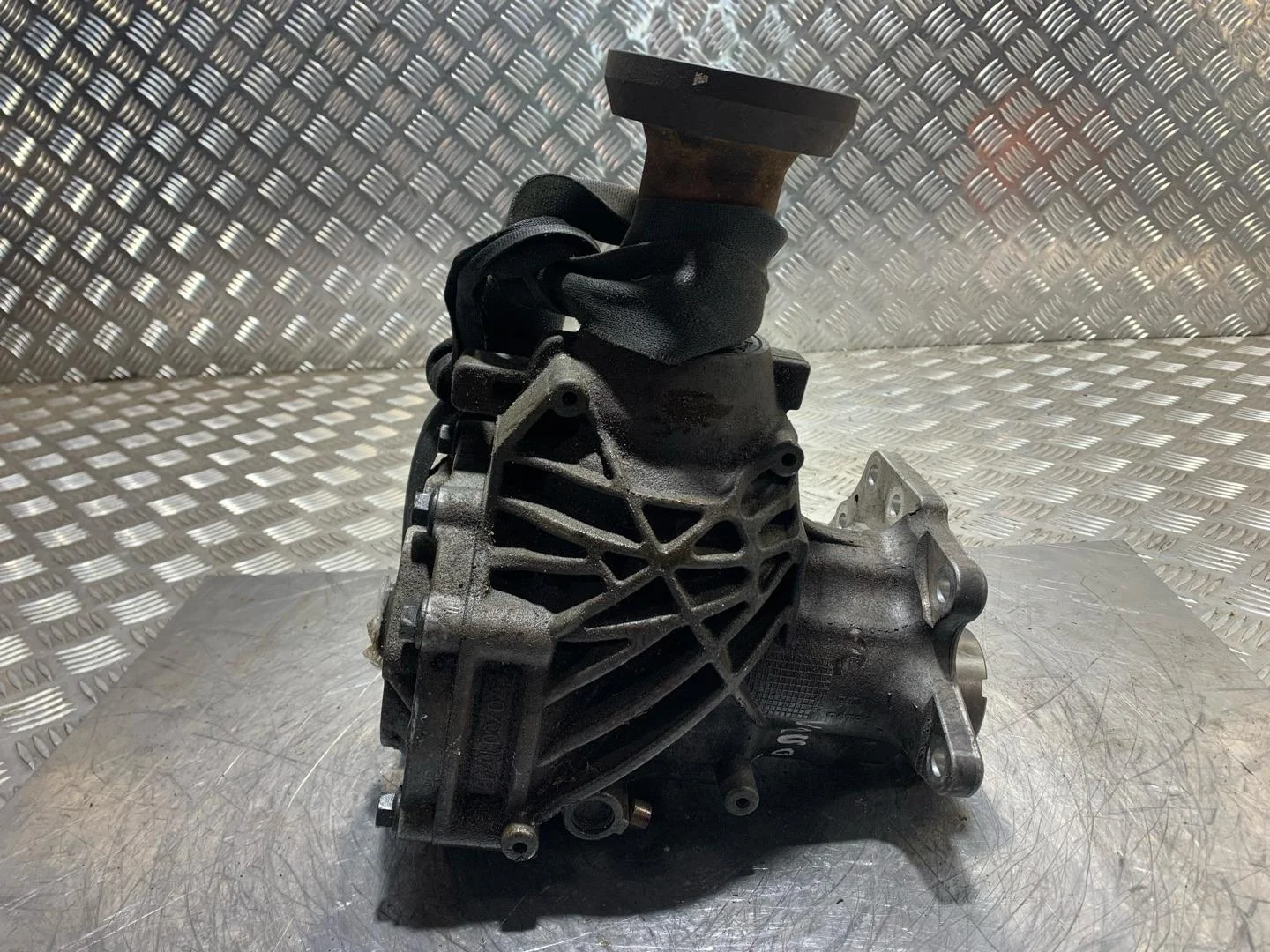 раздаточная коробка Volvo XC90