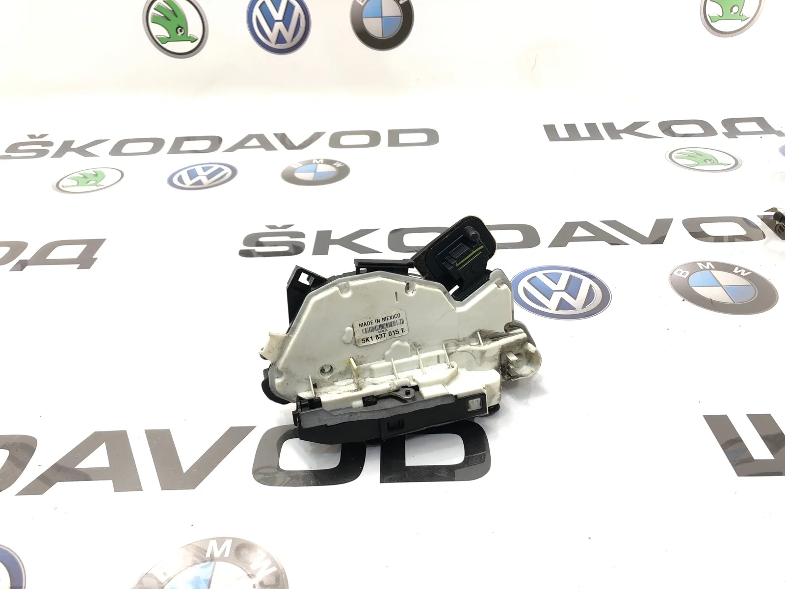 Замок двери Volkswagen Passat 2013 5K1837015E B7 (NMS) АМЕРИКА 2.0 CFFB, передний левый