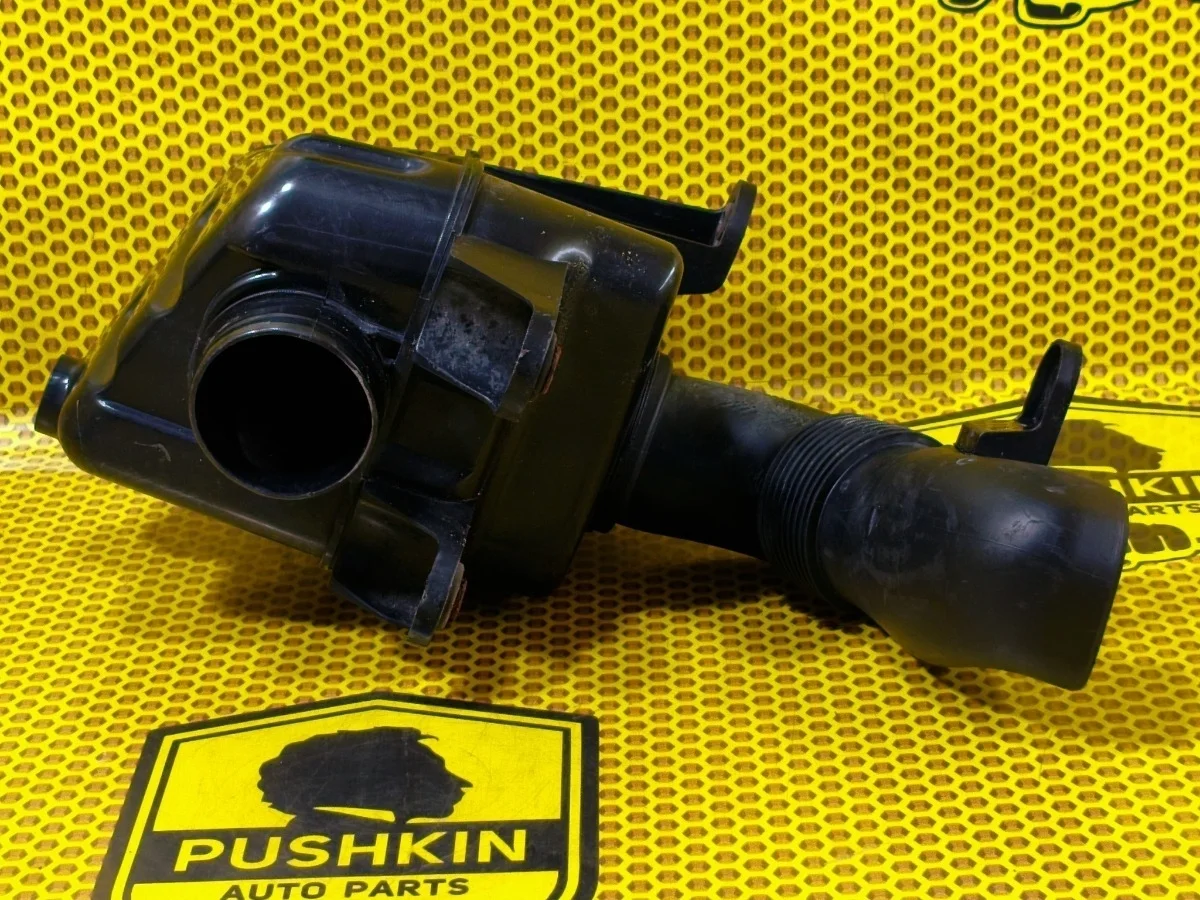 Резонатор воздушного фильтра Volkswagen Jetta 2006 1K0129622D 1K2 BVY