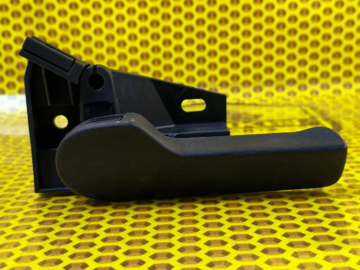 Ручка капота Volkswagen Passat 2006 1J1823533C B6 BVZ