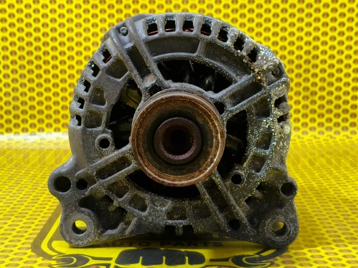 Генератор Skoda Rapid 2017 04C903023C NH3 CWVB