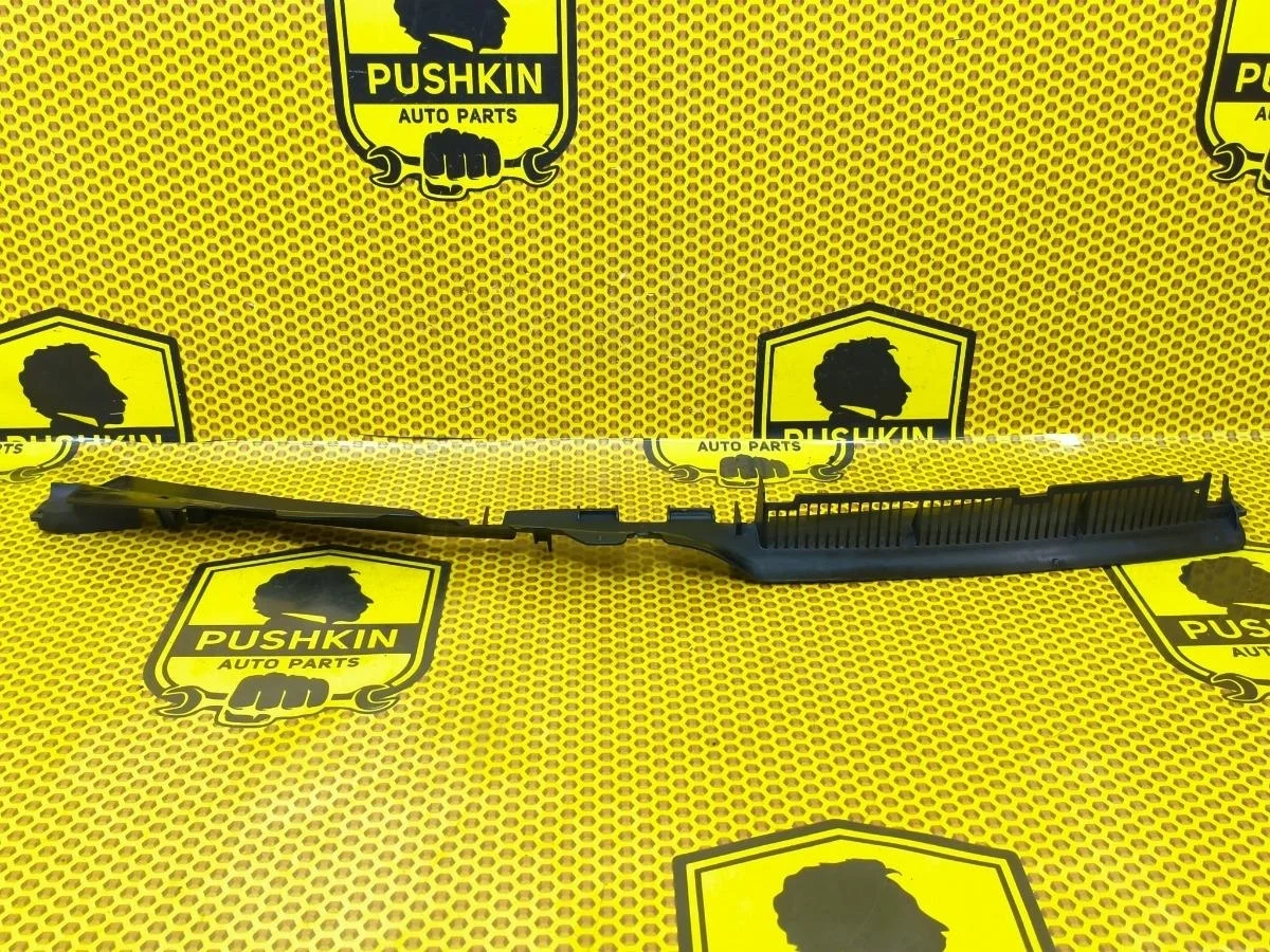 Дефлектор радиатора Volkswagen Passat 2006 3C0121330 B6 BVZ