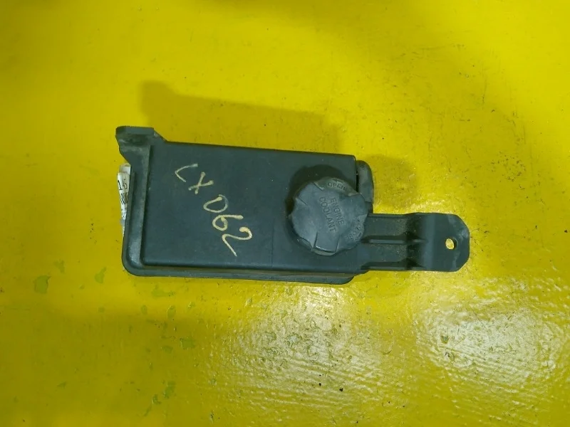 Бачок расширительный Kia Sorento 2 2009-2012