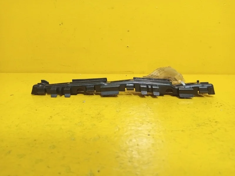 Кронштейн бампера Kia Sorento 2 2009-2012