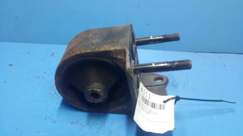 Опора двигателя Kia Sorento 2 2009-2012