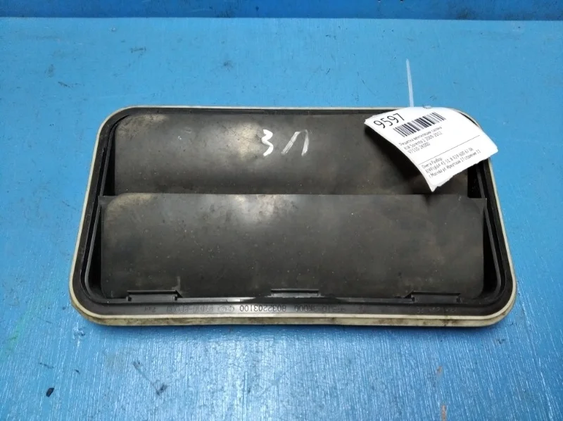 Решетка вентиляции салона Kia Sorento 2 2009-2012