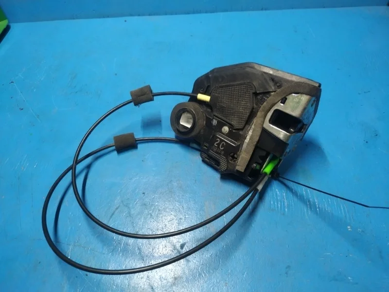 Замок двери Toyota RAV4 XA30 2006-2012